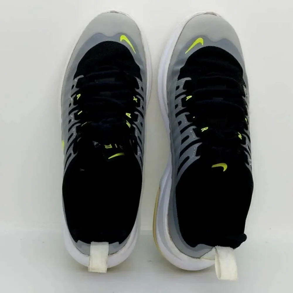 Nike Air Max Axis G5 Boy's Pre-owned Gray/Black Running Sneakers - sz. 5 1/2Y